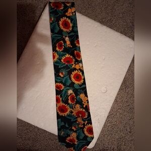 Paws Addiction GARFIELD SUNFLOWERS Novelty Tie 100% Poloyester Rn 73469 Necktie